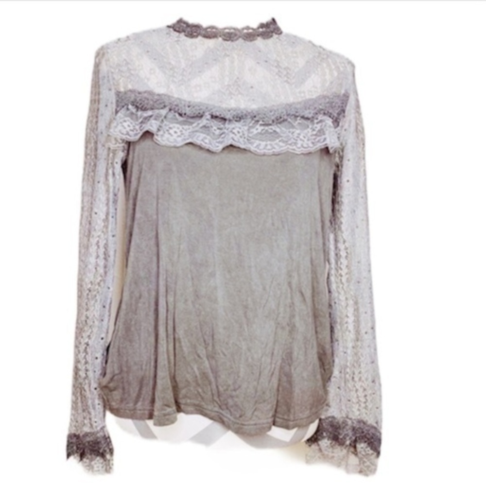 VICI Lace blouse